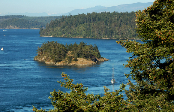 Islands in Puget Sound, Washington State, photo by Patrick (Pat) Michael McNally